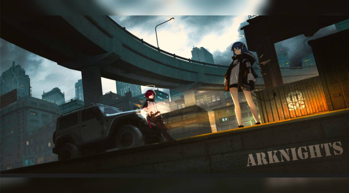 top mobile battle royale gameplay screenshot showing squad coordination and map awareness